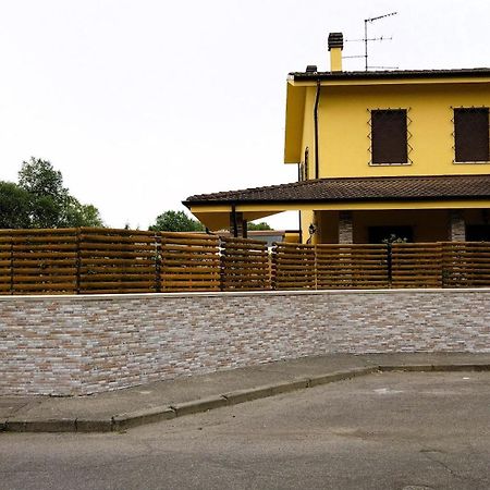 La Tana Del Riccio Bed & Breakfast Vigarano Mainarda Екстер'єр фото